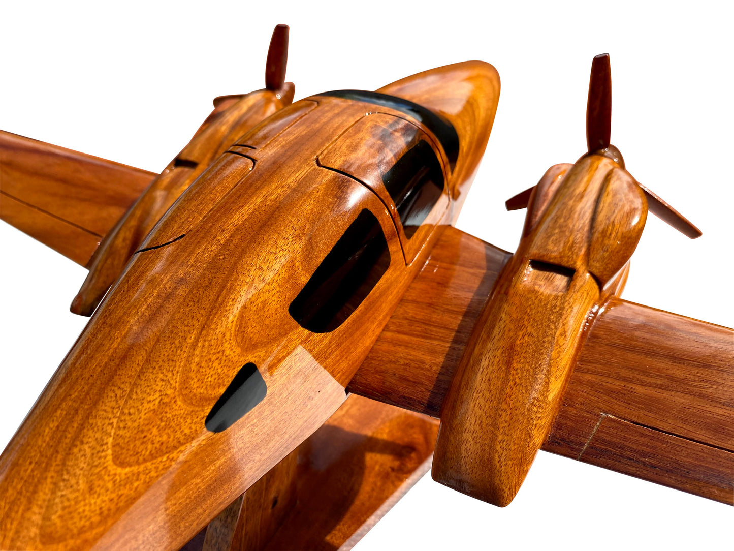 DA-62 ( DA62 ) Diamond Mahogany Wood Desktop Model