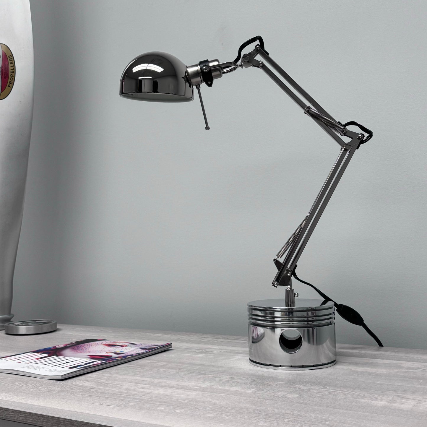 1940's Pratt & Whitney WWII R-2800 Corsair F4U Corsair Airplane Polished Chrome Radial Engine Piston Desk Task Lamp